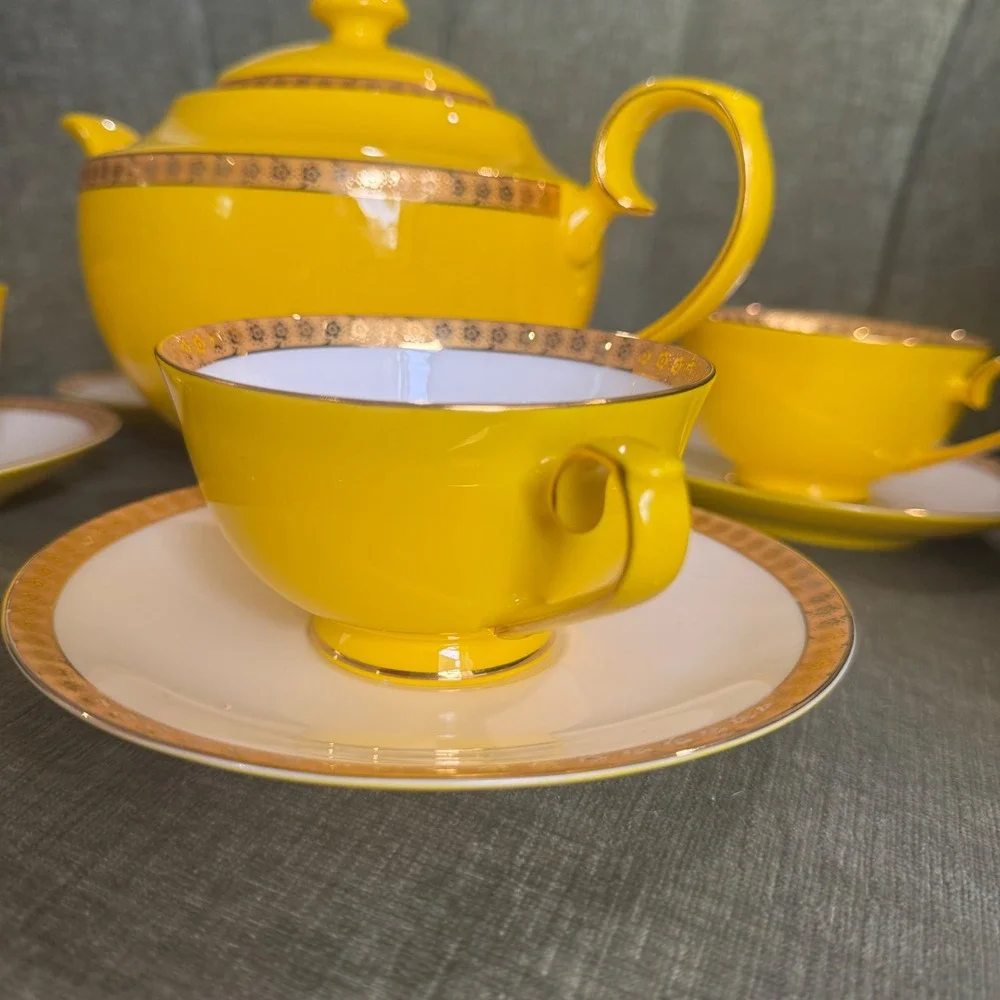 VTG Teavana Noble Poppy Tea Pot 4 Cups Saucers Yellow 14k Gold Fine Bone China